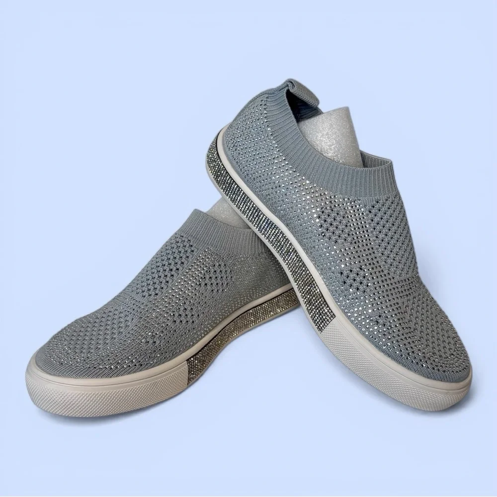 bernie mev.‎ Women's Sneakers Glamour Gray Silver Rhinestones NWT Sz US 7, EU 37